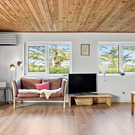 Gorgeous In Harboore With Kitchen * Harboor