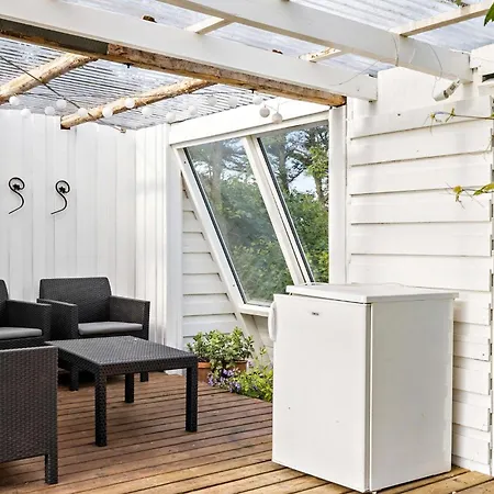 Gorgeous In Harboore With Kitchen Holiday home *